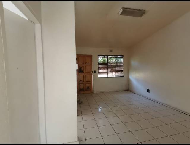 2 BEDROOM TOWNHOUSE FOR SALE IN NATURENA